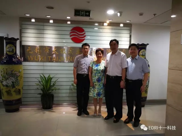 1502643236138904.jpg 640.webp (33).jpg