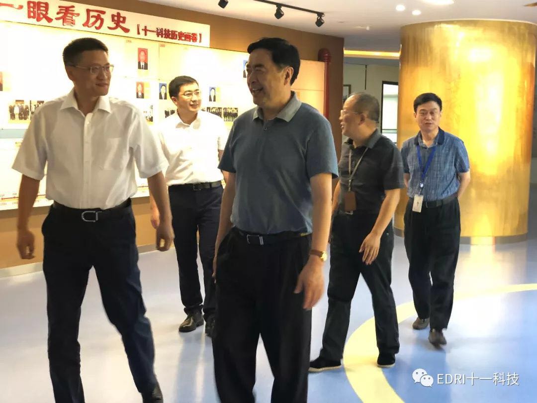 1529909136903617.jpg 5.jpg